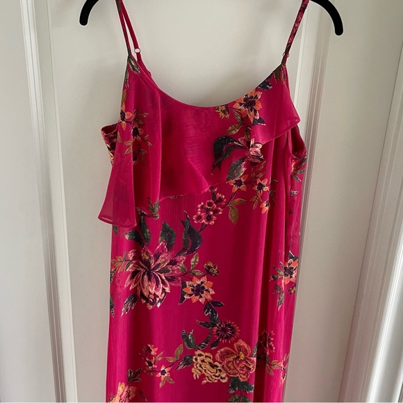 Asymmetrical Hem Ruffled Maxi Dress - Picture 8 of 11